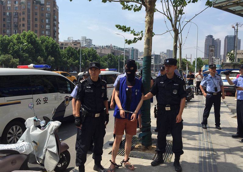 犯罪嫌疑人指认现场