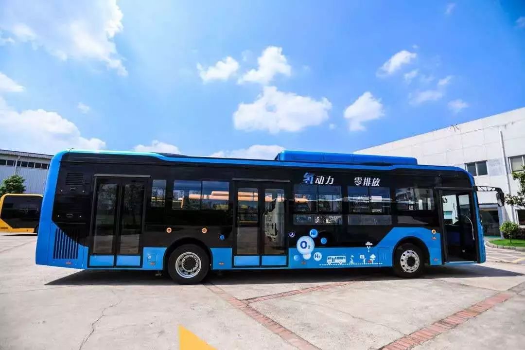 记者体验!公交车在株洲天元区"无人驾驶"
