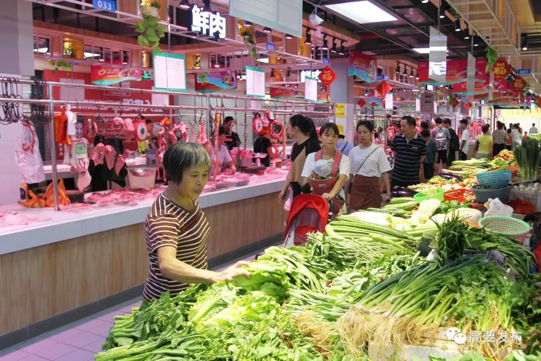 广东肇庆这家菜市场有空调 还安装了防臭系统和防积水系统 买菜不要太